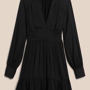 NWT Black Banana Republic Mini Dress Neck